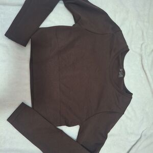 Aerie Chocolate Long Sleeve Crop Top